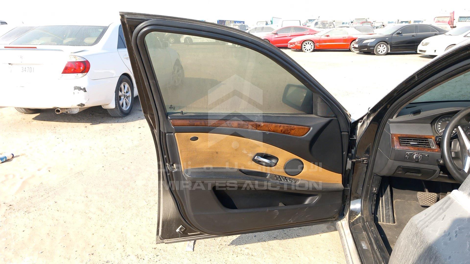 2009 BMW 530 VIN: WBANU91069CT28240