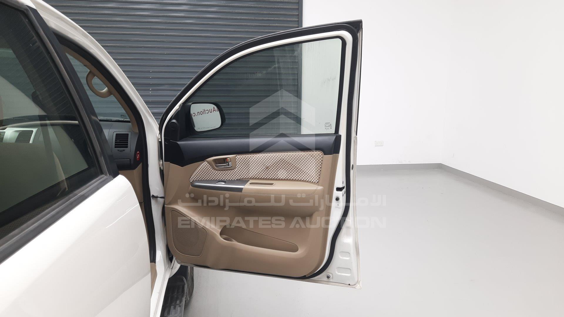 MHFYX59G6F8074517 - 2015 Toyota Fortuner - #465108