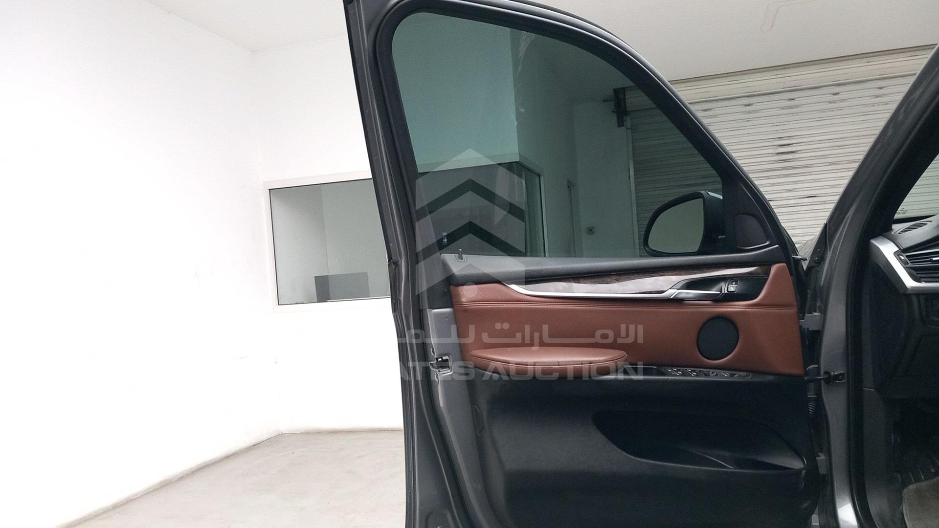 2014 BMW X5 VIN: WBAKR0104E0J17551