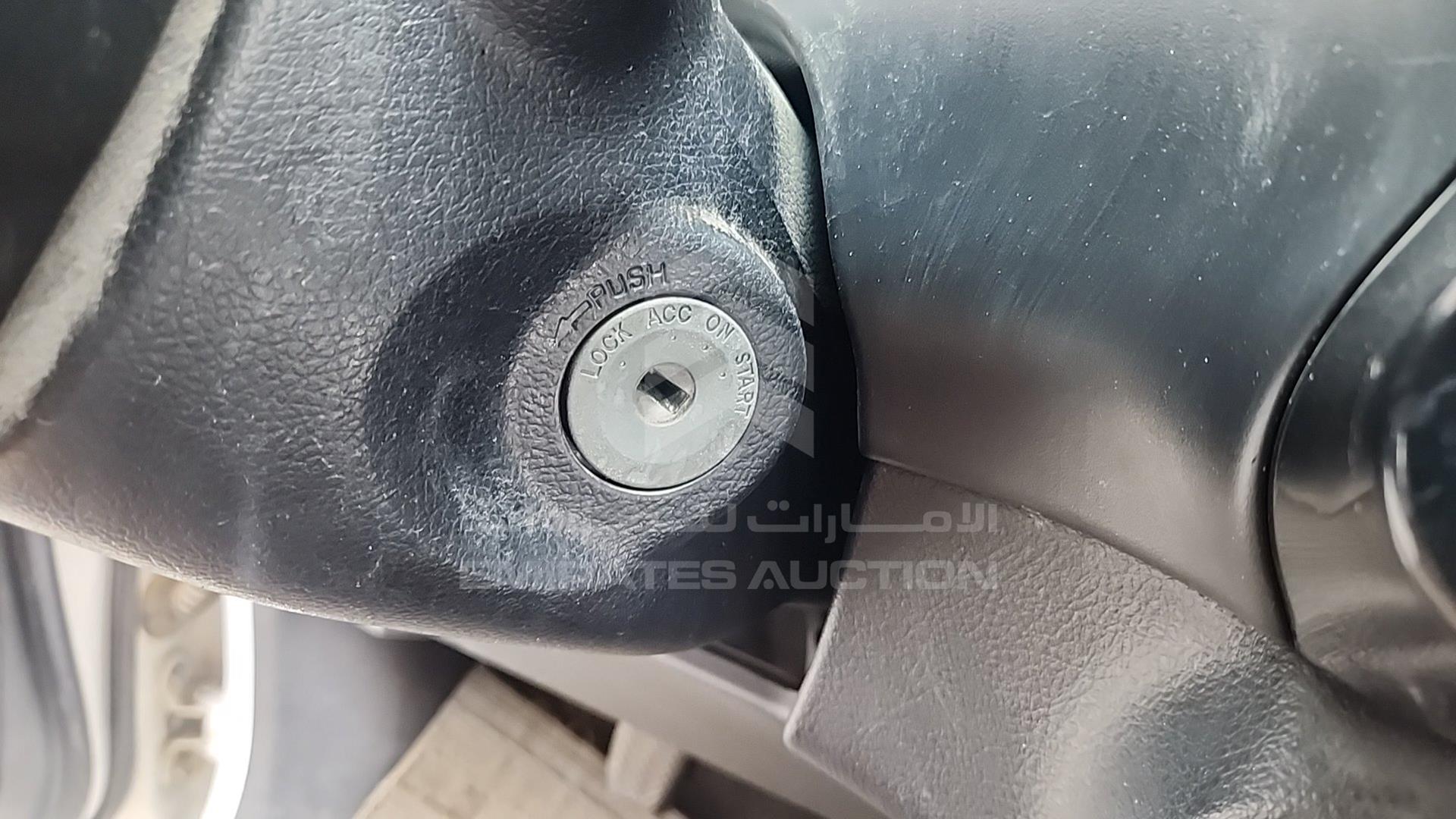 2016 TOYOTA HILUX VIN: MR0DX6CD4G0201541