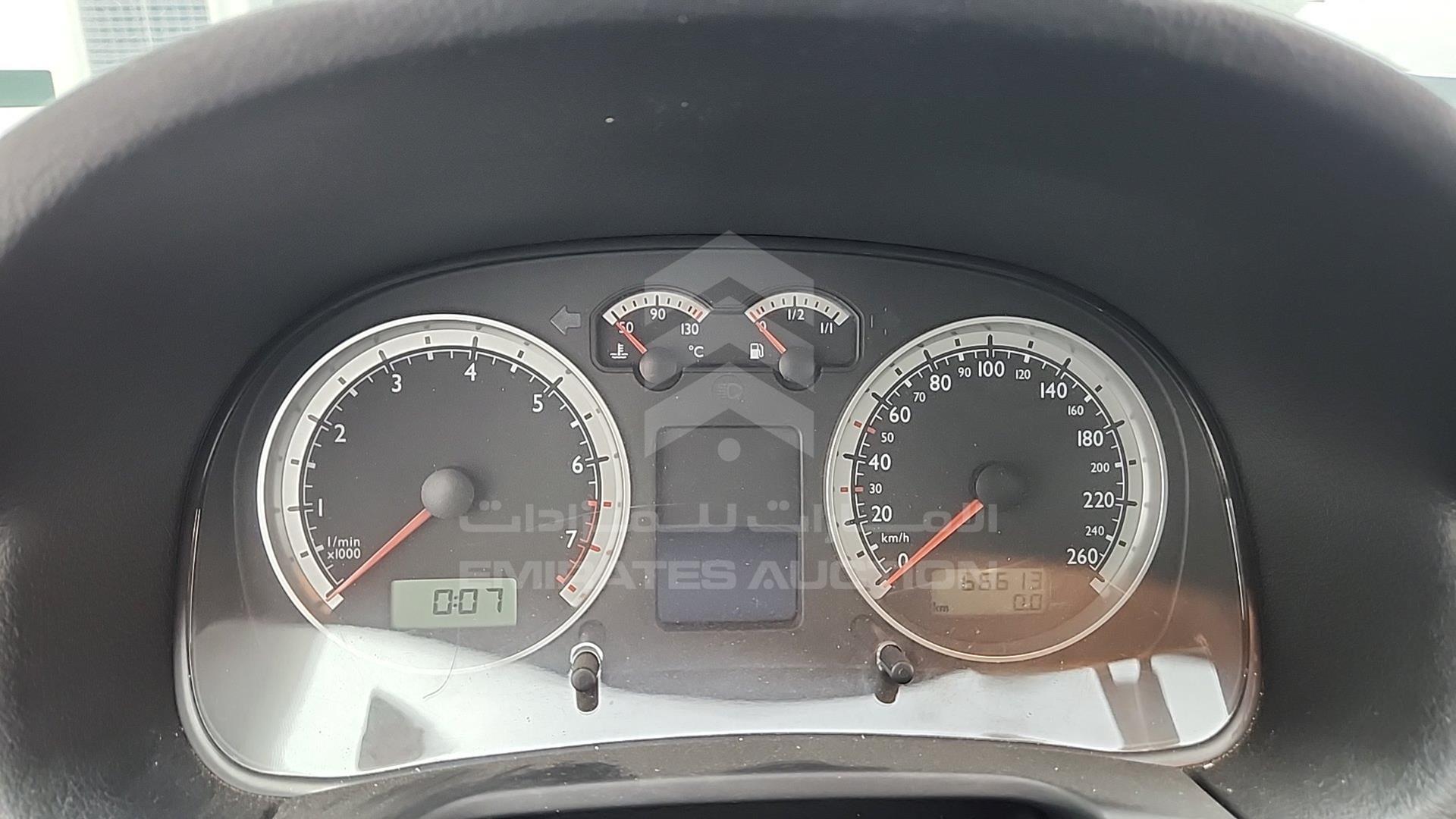 2001 VOLKSWAGEN BORA VIN: WVWZZZ1JZ1D376500
