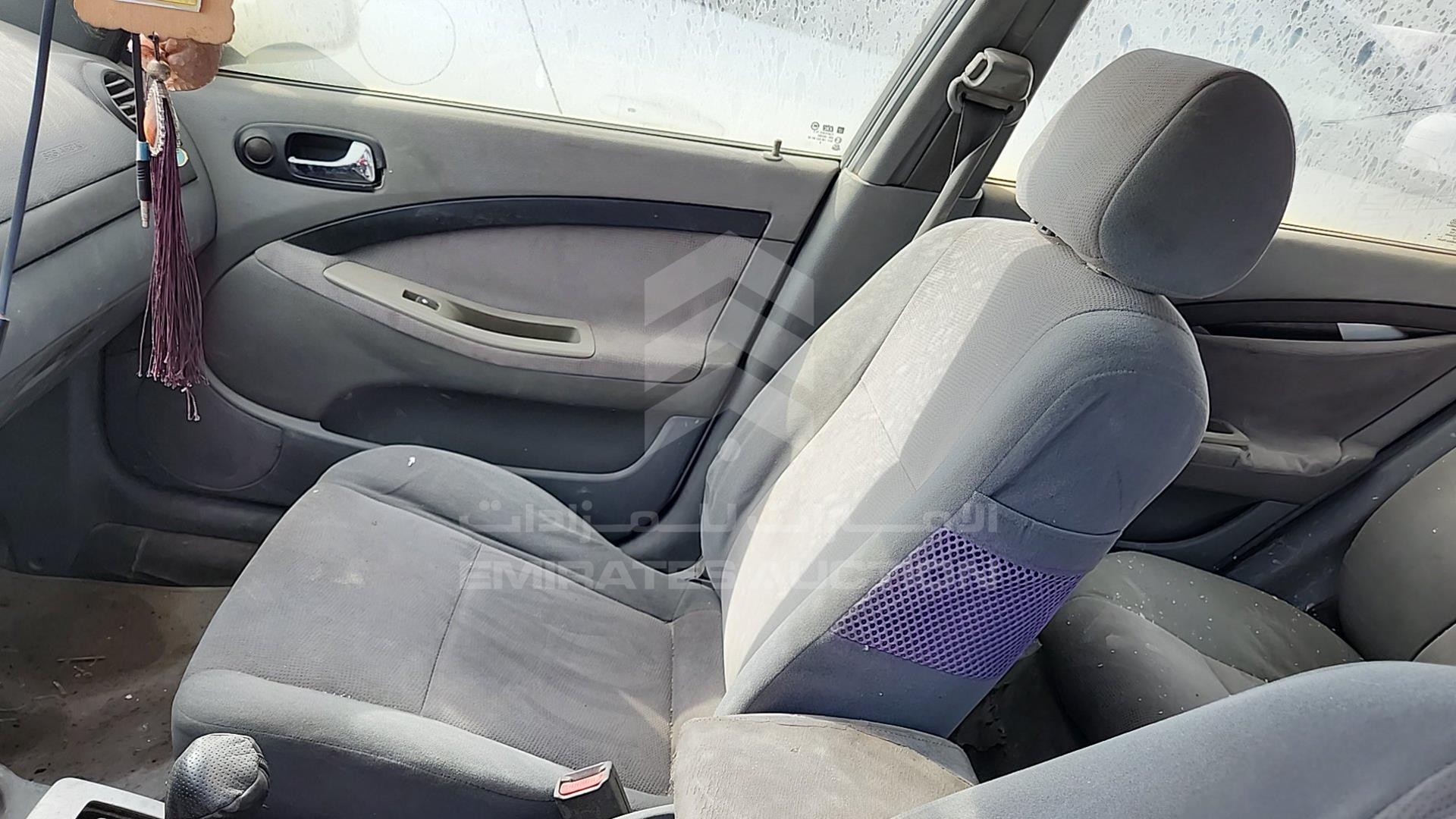 2009 CHEVROLET OPTRA VIN: KL1JJ82B09K073263