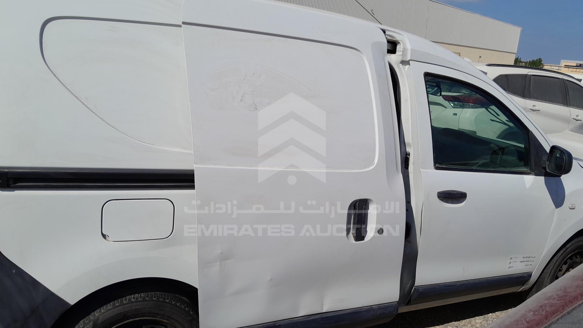 2019 RENAULT DOKKER VIN: VF18SRB42KG465633