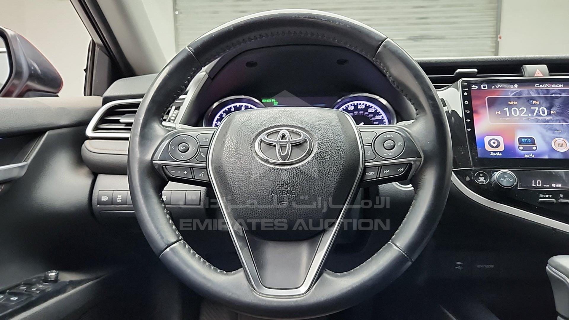 2018 TOYOTA CAMRY VIN: 4T1B11HK5JU566792