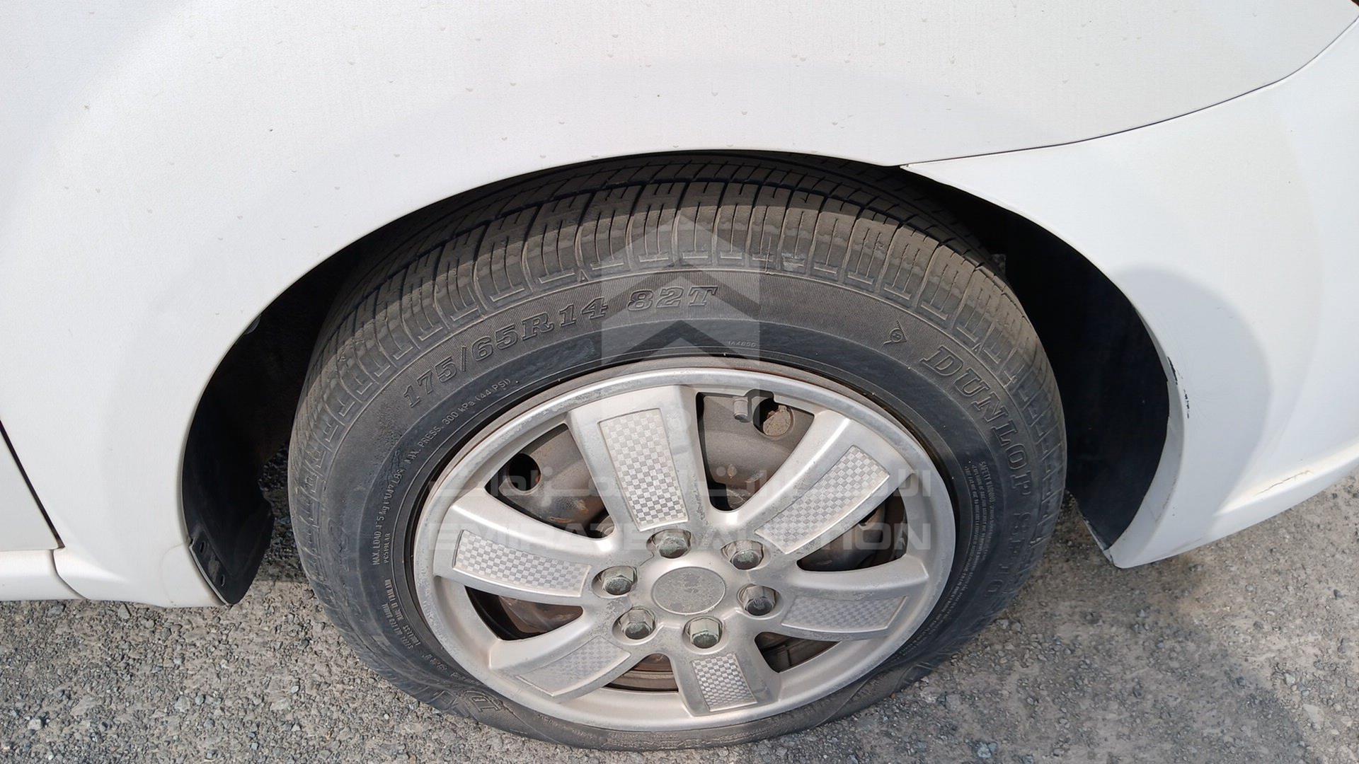 2007 CHEVROLET AVEO VIN: KL1TJ53797B038493
