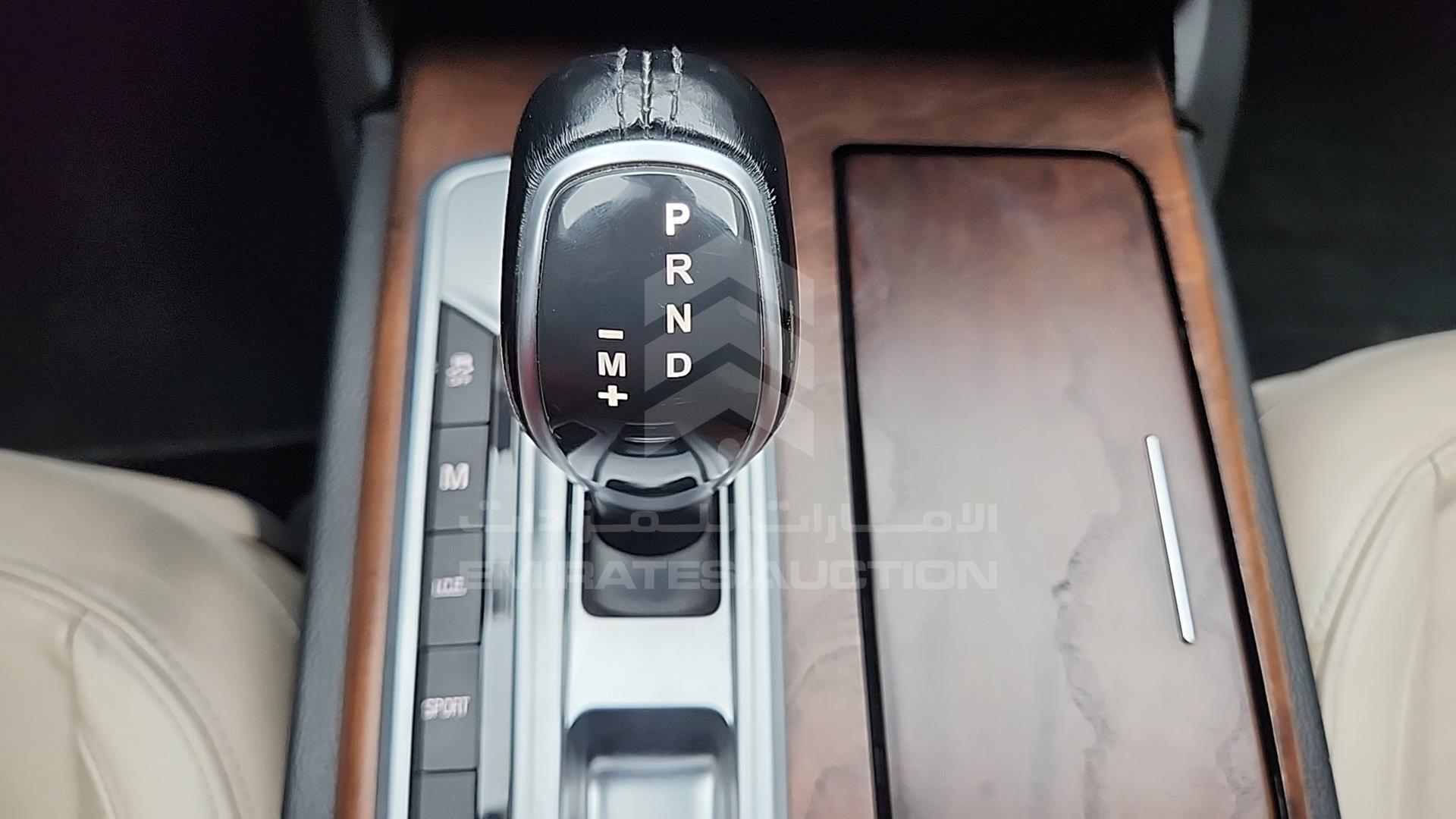 2014 MASERATI GHIBLI VIN: ZAMRS57F2E1109940
