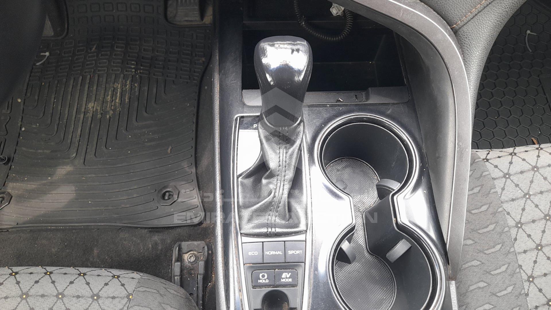 2019 TOYOTA CAMRY VIN: JTNB29HK2K3014492