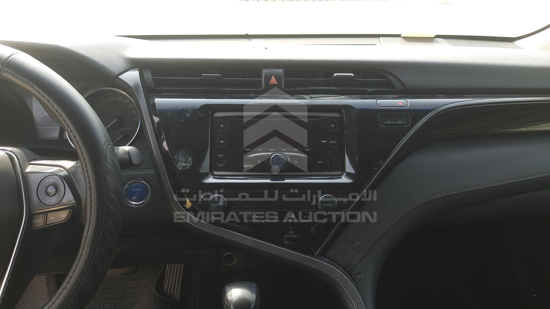 2019 TOYOTA CAMRY VIN: JTNB29HK8K3015209