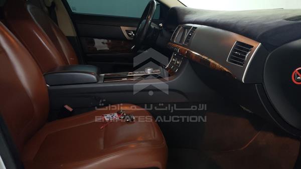 Jaguar XF 2011 SAJAA07D8BFR97003 Image 20