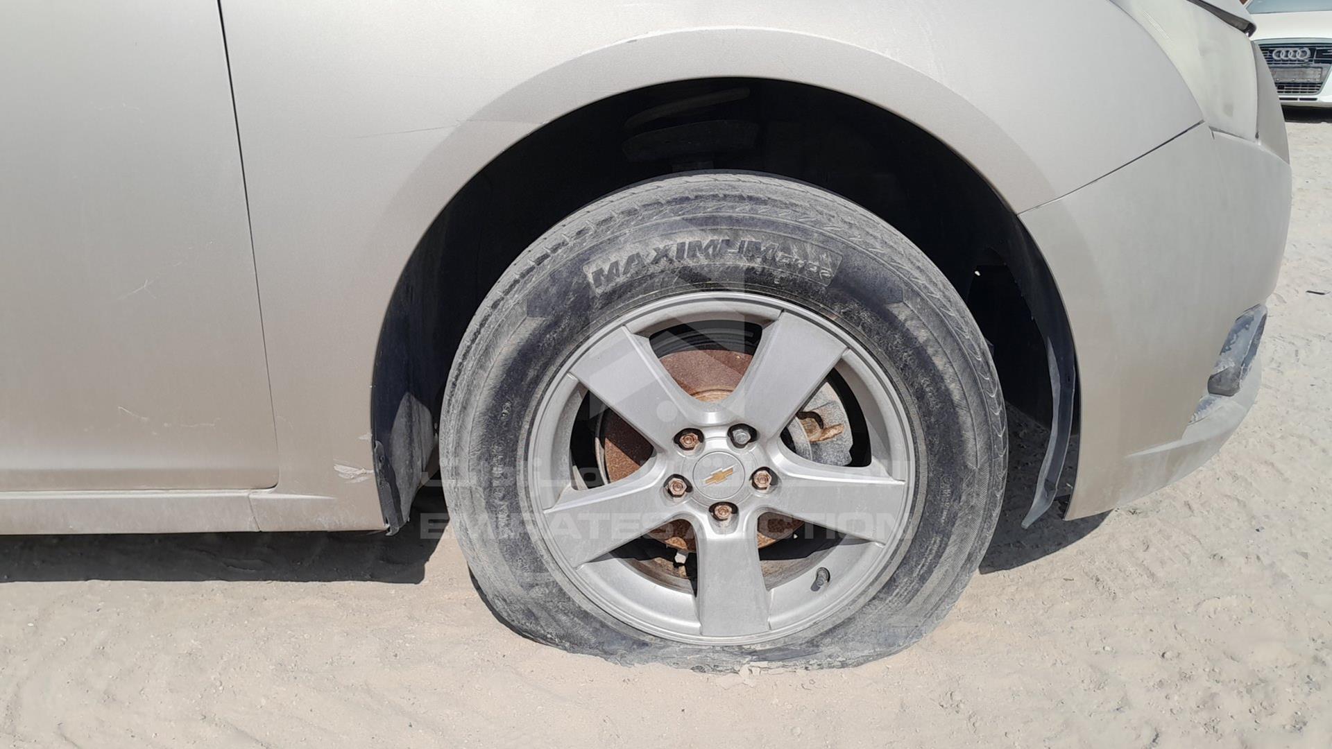 2011 CHEVROLET CRUZE VIN: KL1PJ5C59BK123858