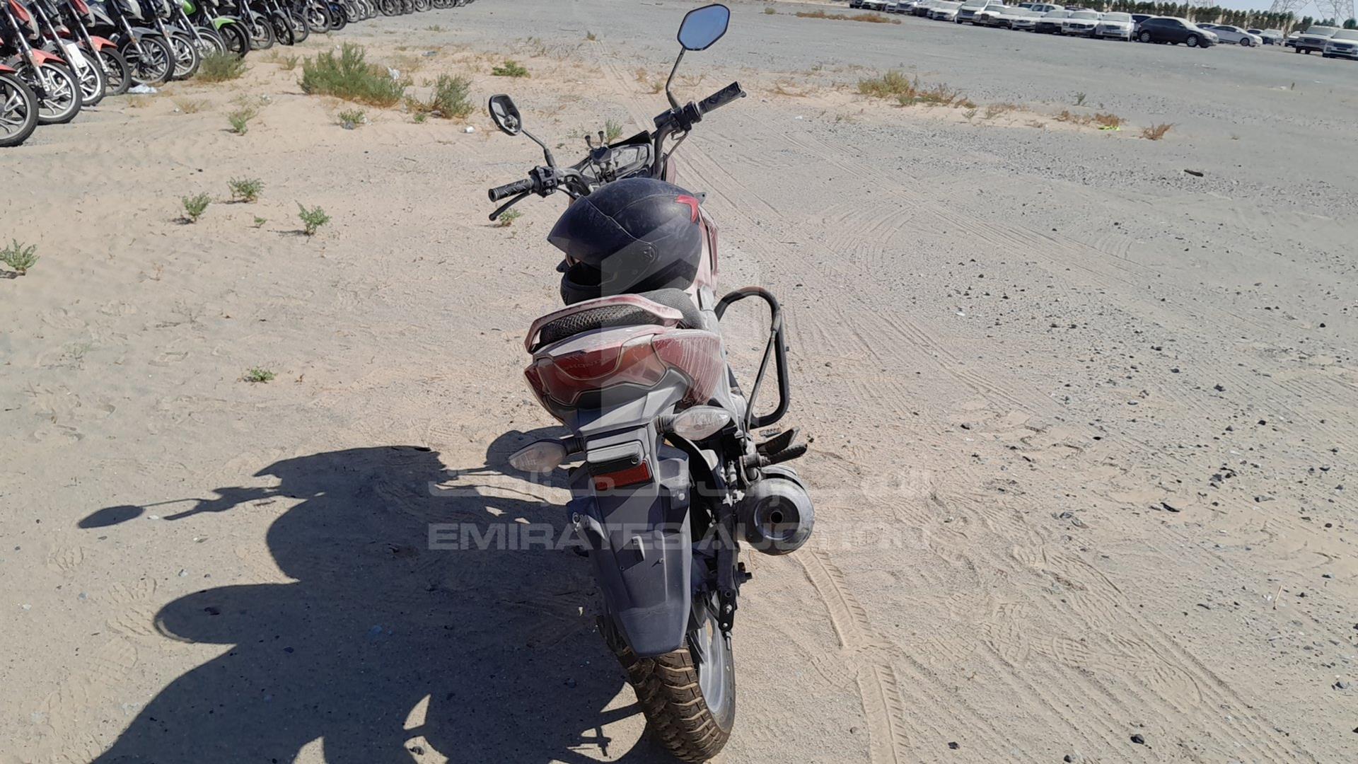 2018 HONDA UNICORN VIN: ME4KC209CJ8030645
