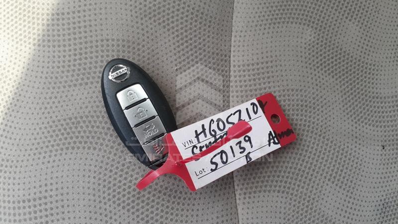 MNTBB7A93H6052104 Auction: EmiratesAuction Lot: 412008 MNTBB7A93H6052104 Nissan Sentra 2017 WHITE Photo 5