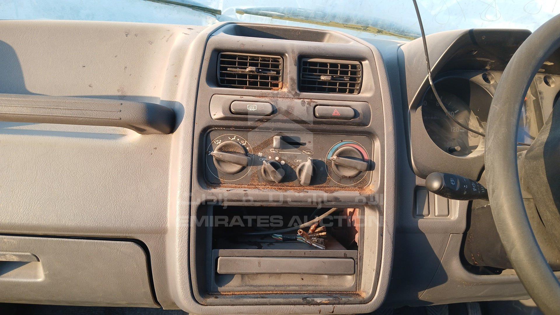 1995 MITSUBISHI PAJERO MINI VIN: H56A5219694
