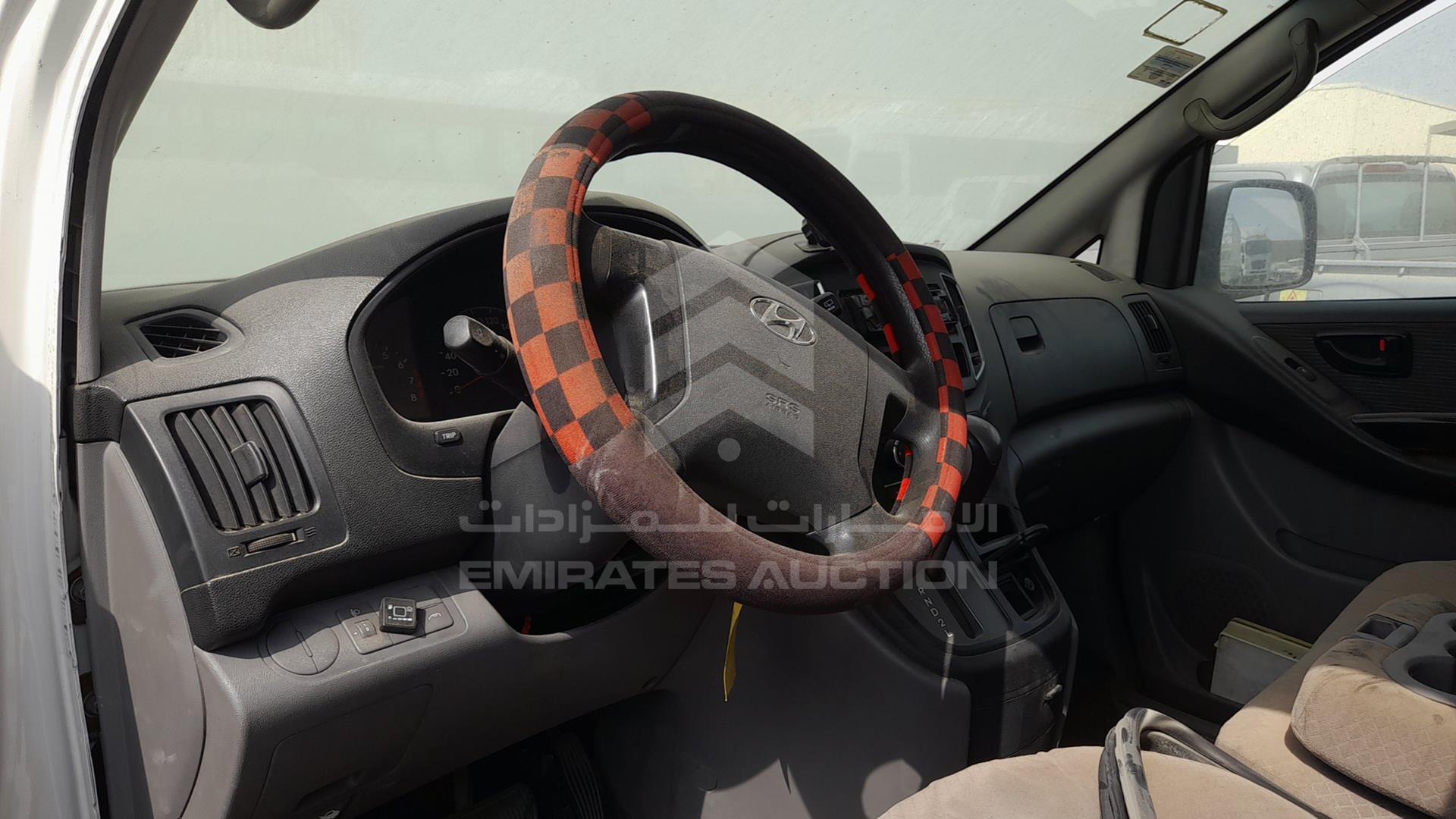 2016 HYUNDAI H1 VIN: KMJWA37R0GU779183
