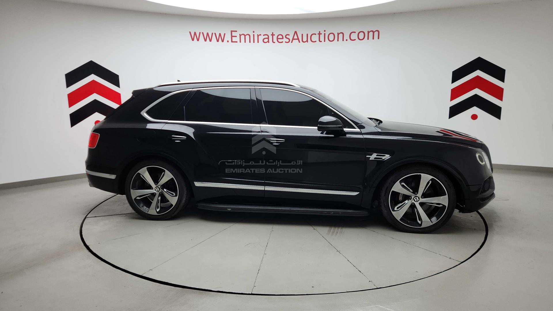 2019 BENTLEY BENTAYGA VIN: SJAAL1ZV2KC023332