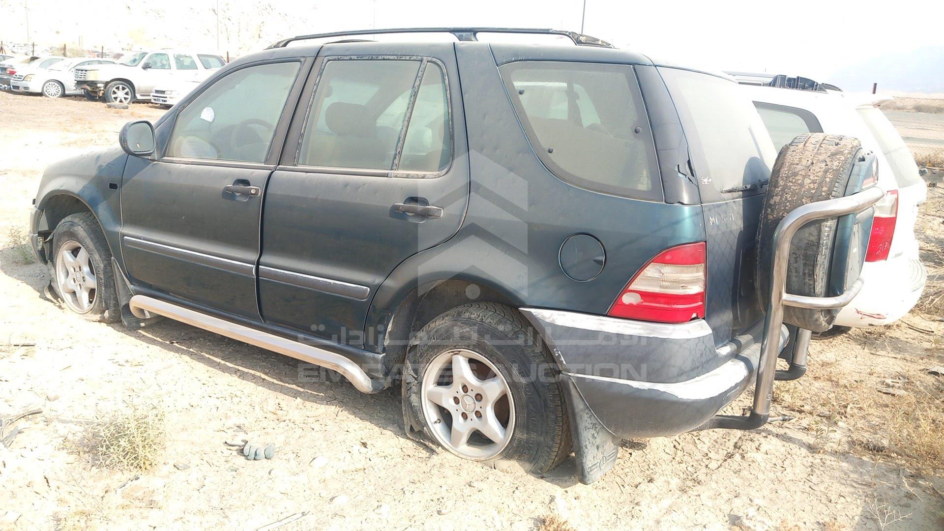0 MERCEDES --- VIN: WDC1631541A062888