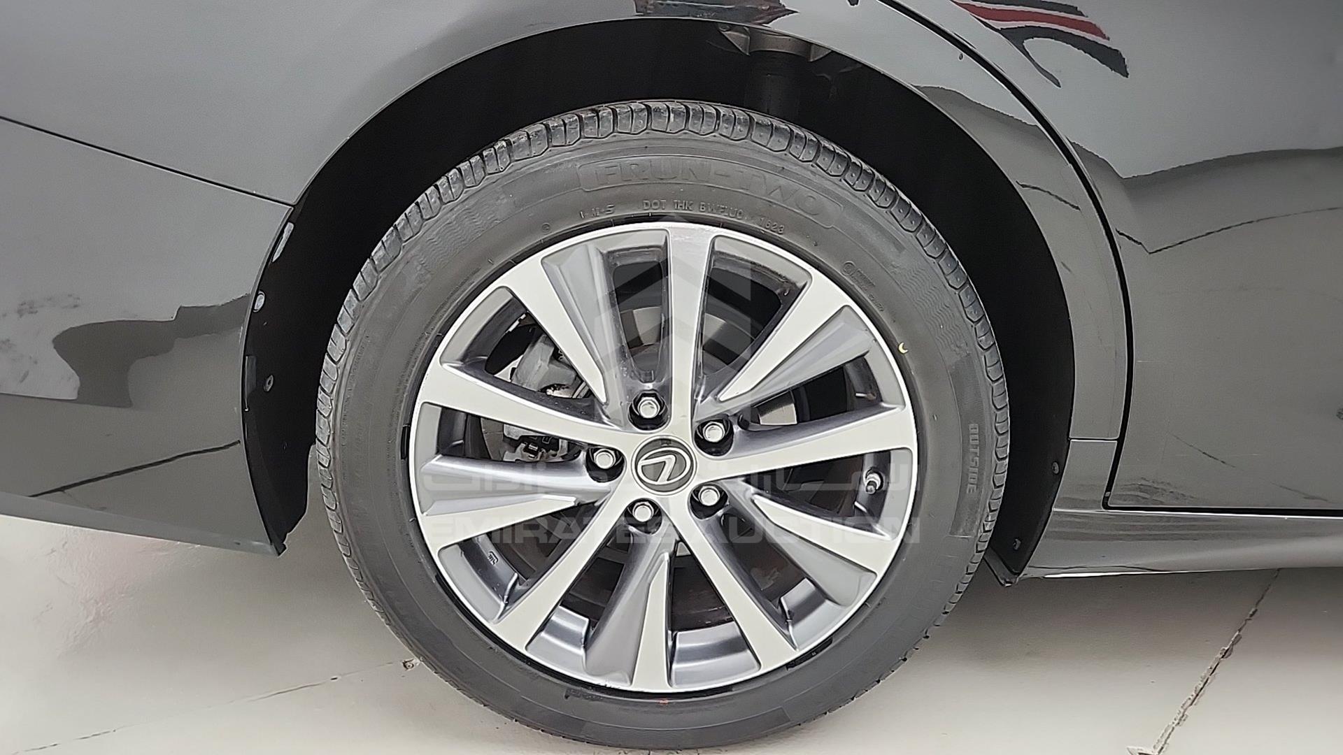 2019 LEXUS ES 350 VIN: JTHBZ1B1XK2005352