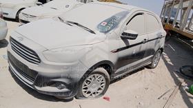 2016 Ford Figo — Front Left Angle — Photo 5 — Thumbnail