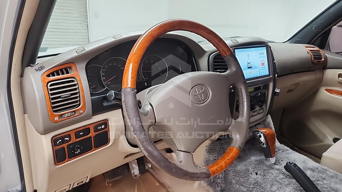 2006 Toyota Land Cruiser — Front Left Driver Dashboard View — Photo 13