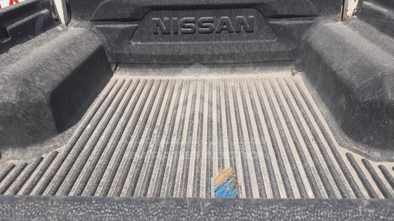 3N6DD23X3FK046463 Auction: EmiratesAuction Lot: 409161 3N6DD23X3FK046463 Nissan Pickup 2015 WHITE Photo 19