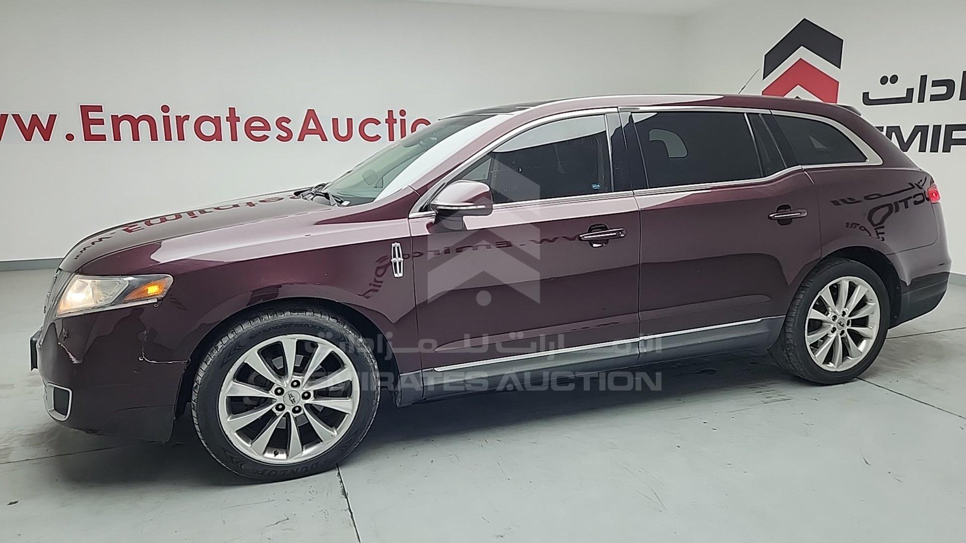 2011 LINCOLN MKT VIN: 2LMHJ5AT8BBJ52048