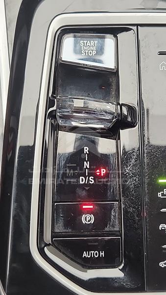 2024 BMW 735 I — Gear View — Photo 21