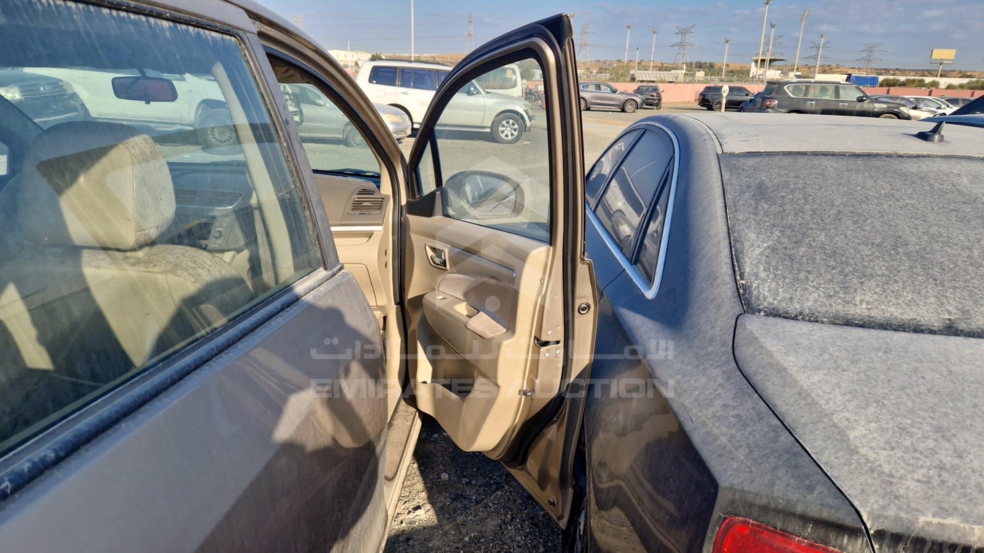 2015 SUZUKI ERTIGA VIN: MA3ZE8A11F0261397