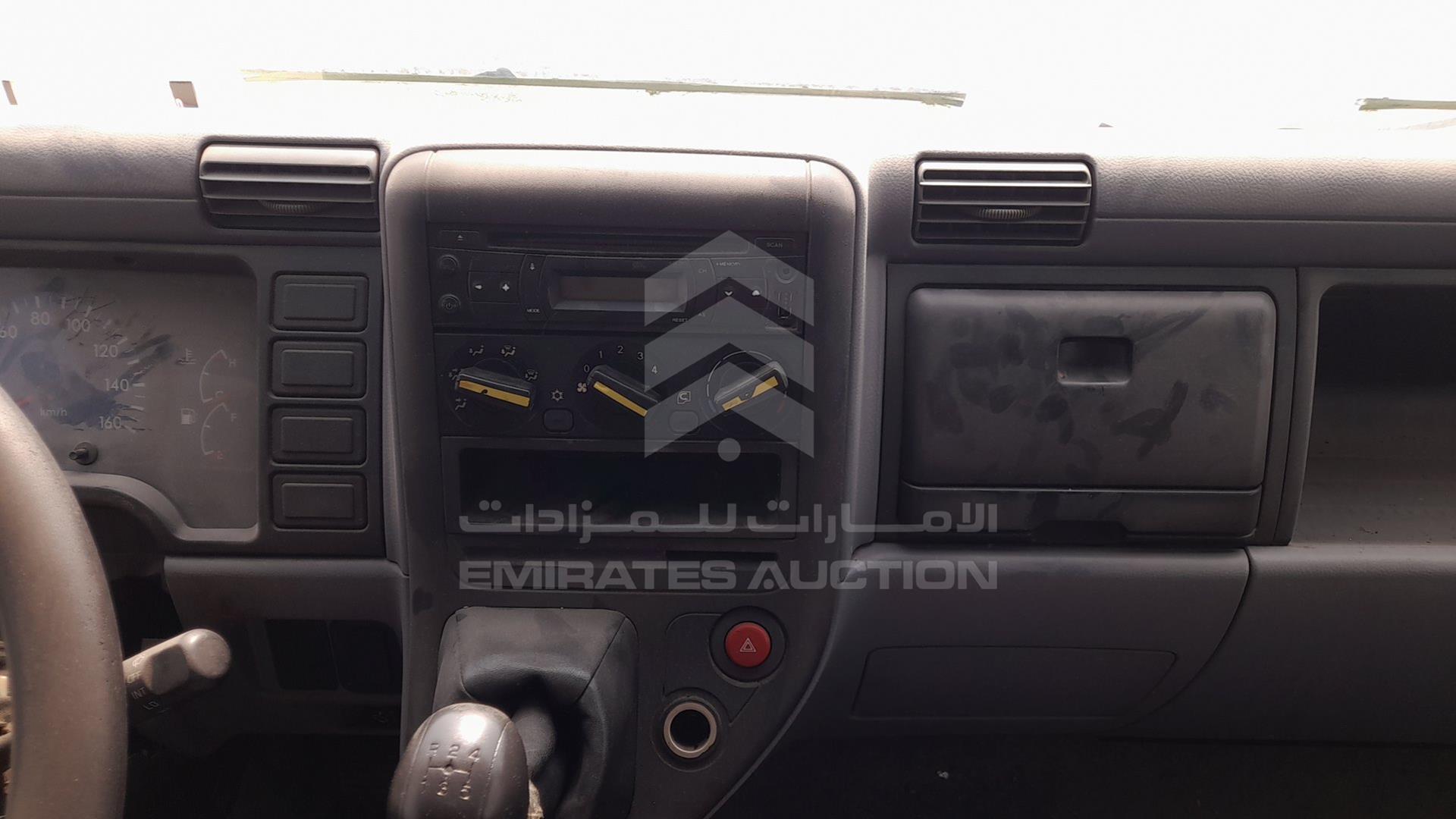 2015 MITSUBISHI CANTER VIN: JL7B6E1P2FK024722