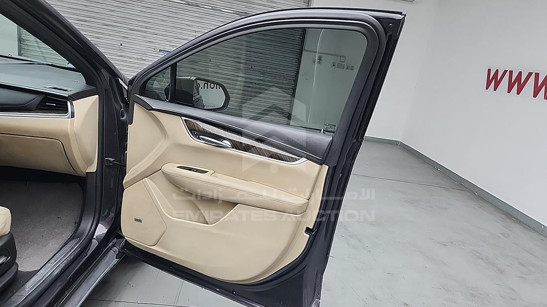2017 Cadillac XT 5 — Front Right Door — Photo 33