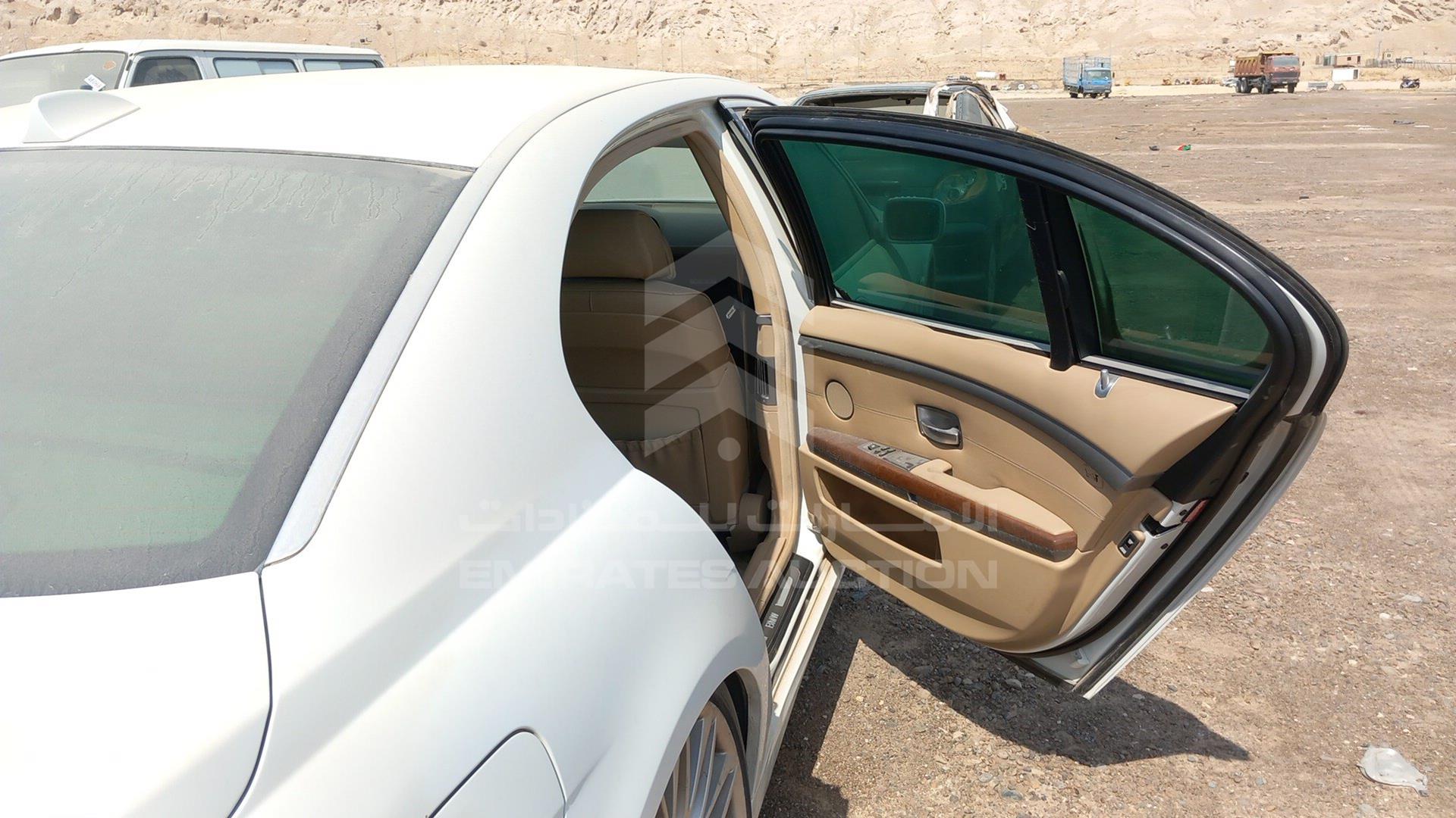 0 BMW 750LI VIN: WBAHN81076DT18598
