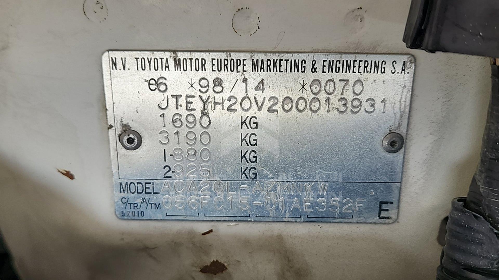 2001 TOYOTA RAV-4 VIN: JTEYH20V200013931