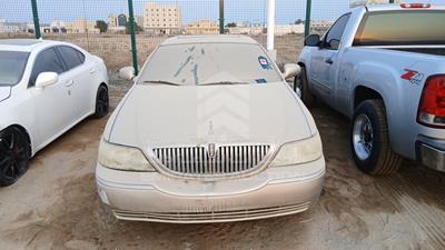 لينكولن تاون كار 2009