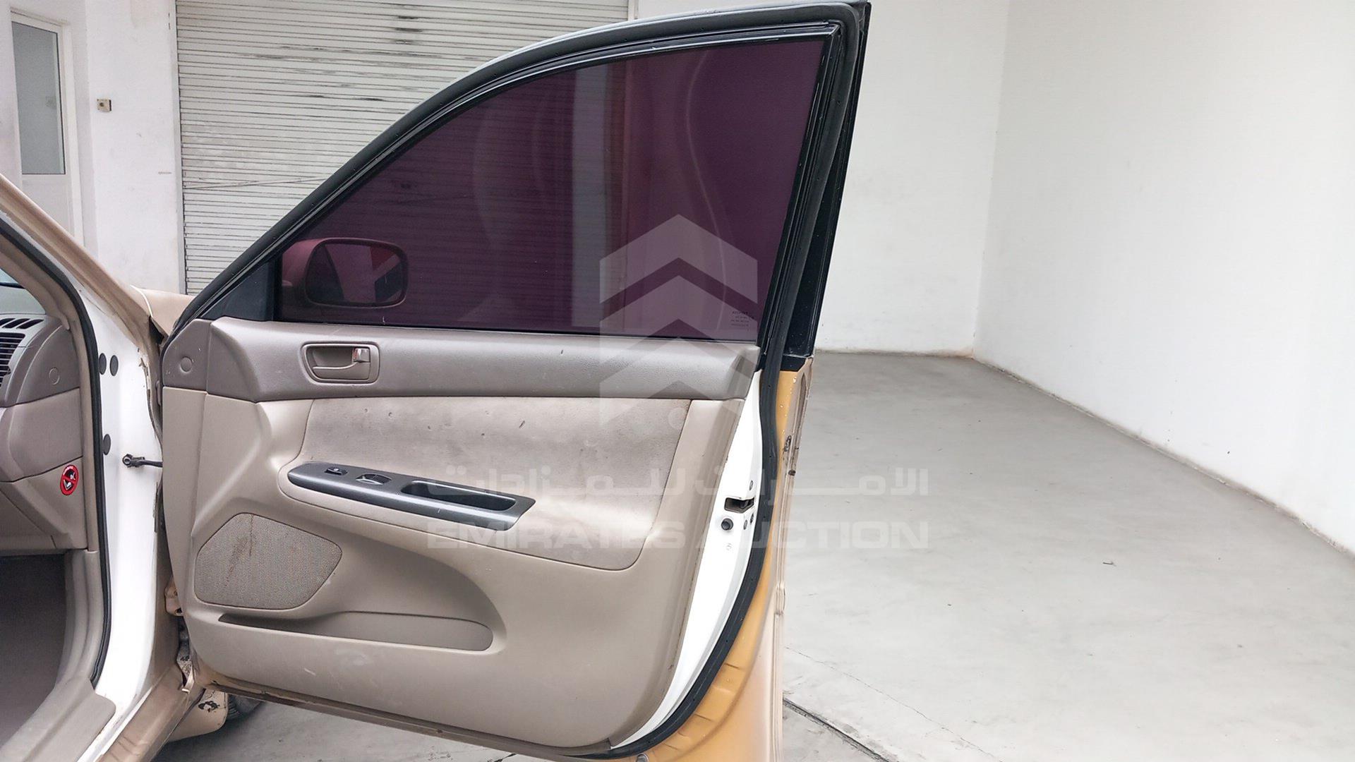 2005 TOYOTA CAMRY VIN: 6T1BE32K25X513176