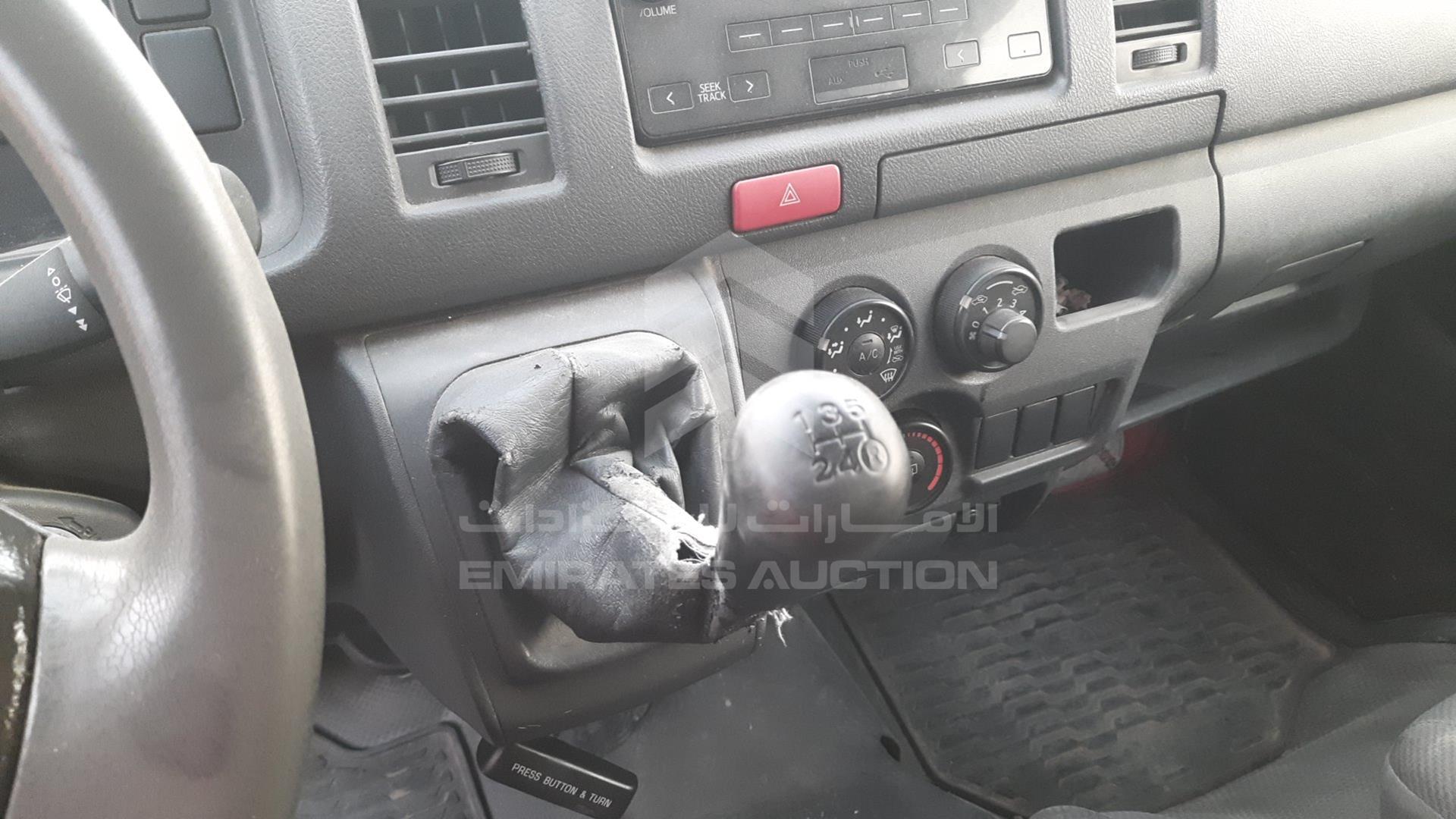 2017 TOYOTA HIACE VIN: JTFHX02P1H0111359