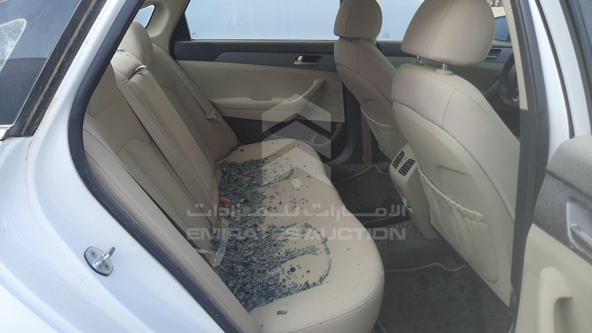 2018 HYUNDAI SONATA VIN: KMHE241G0JA427706