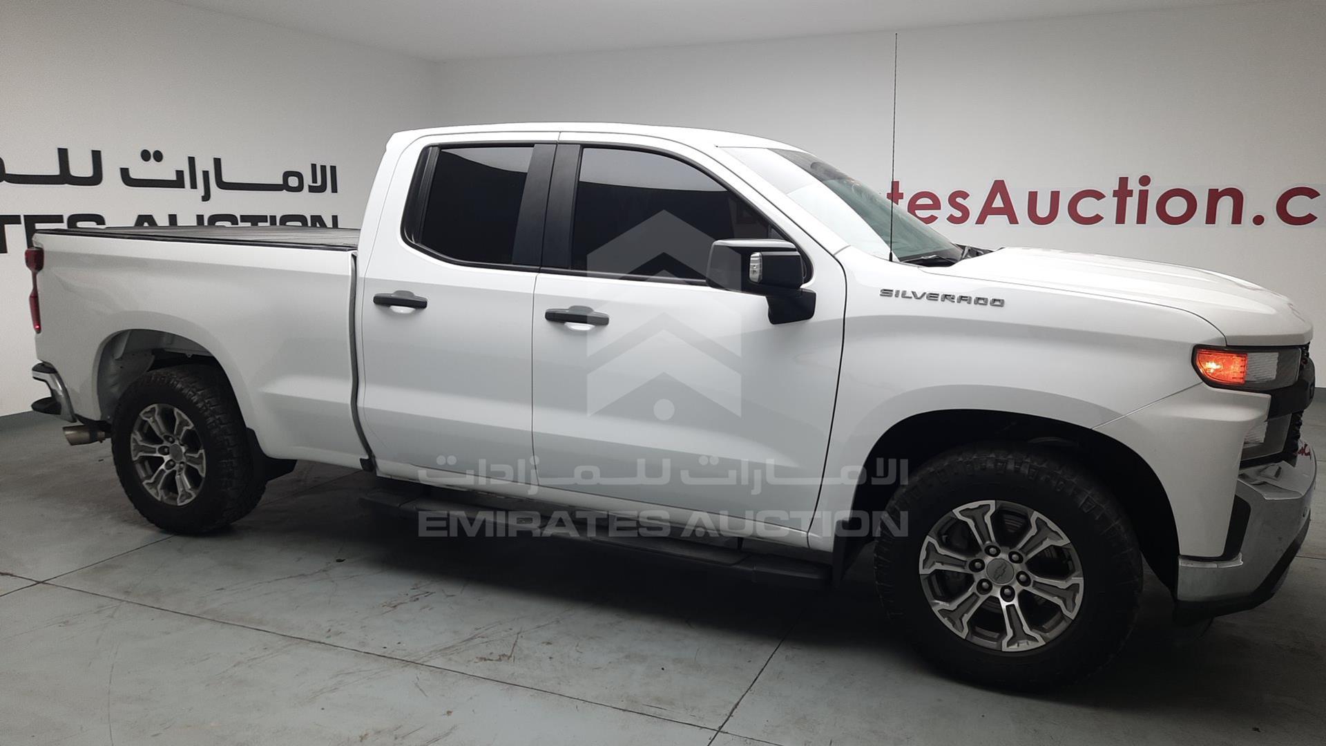 2019 CHEVROLET SILVERADO VIN: 1GCRWAEH2KZ289813