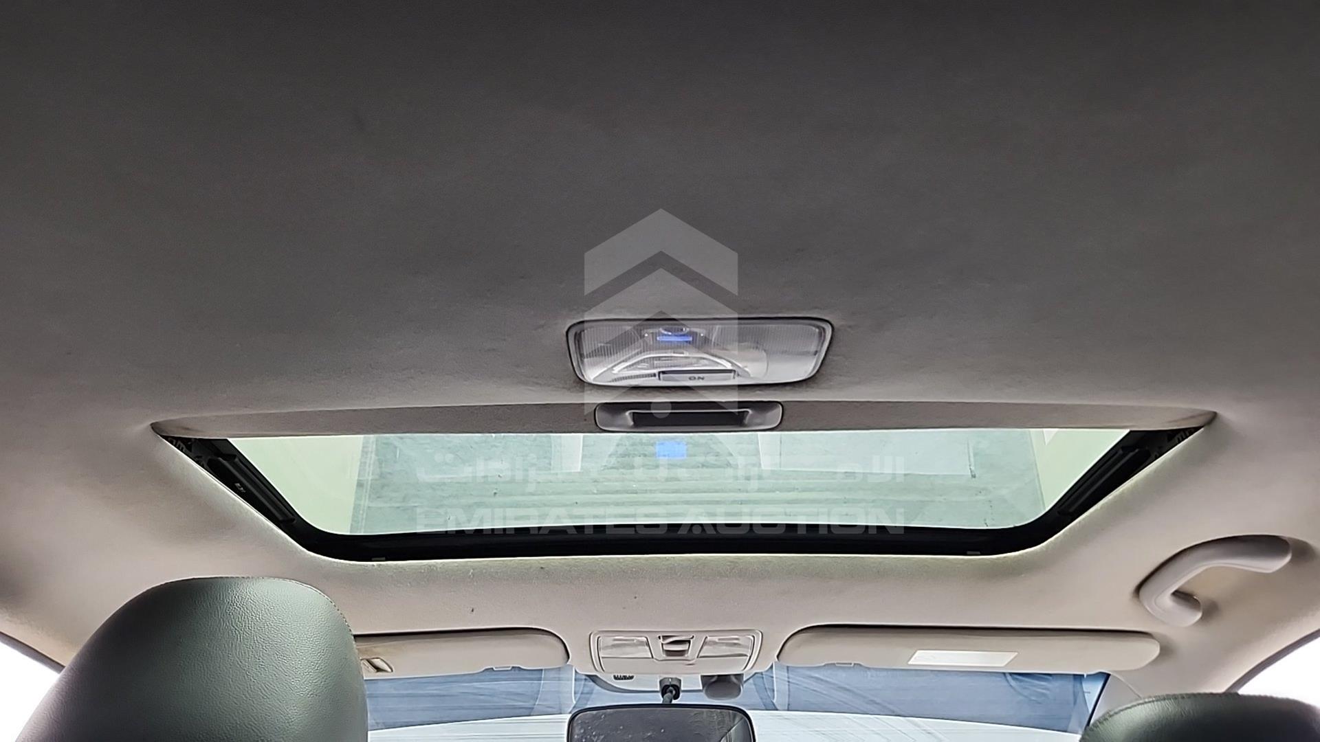 2012 HYUNDAI ELANTRA VIN: KMHDH41E6CU286117