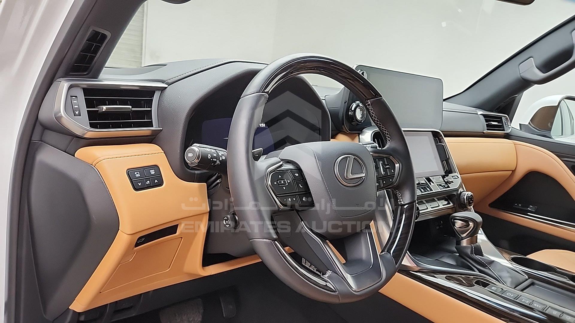 2022 LEXUS LX 600 VIN: JTJPB7CX1N4008941