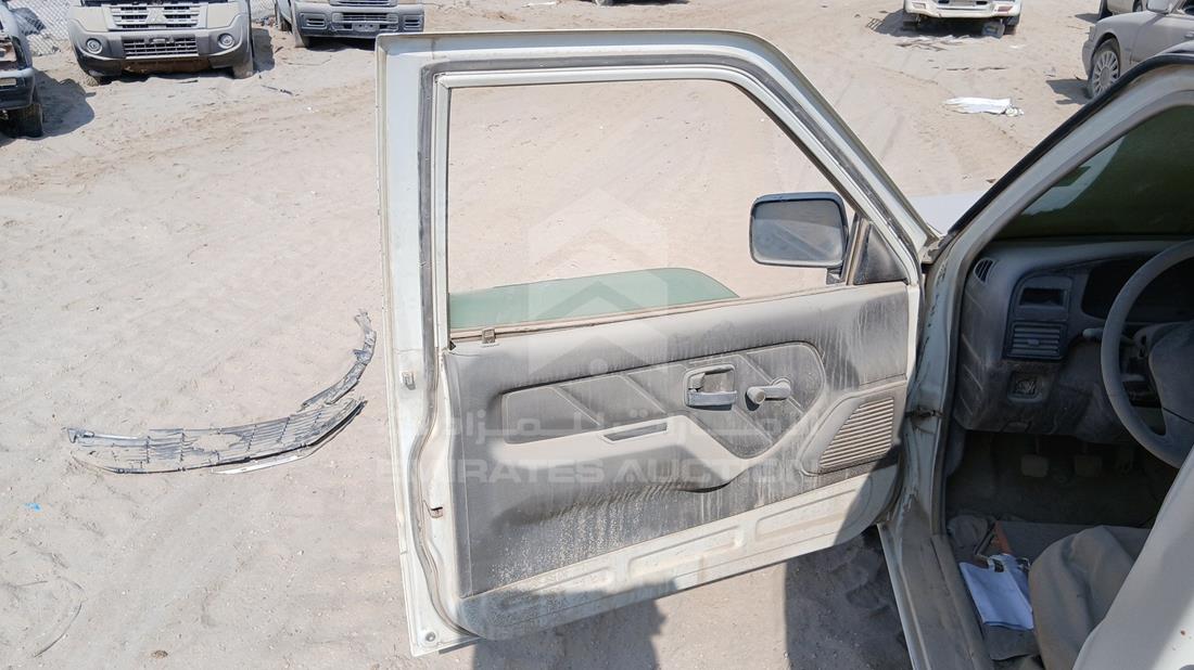 2000 Isuzu KB — Front Left Door — Photo 10