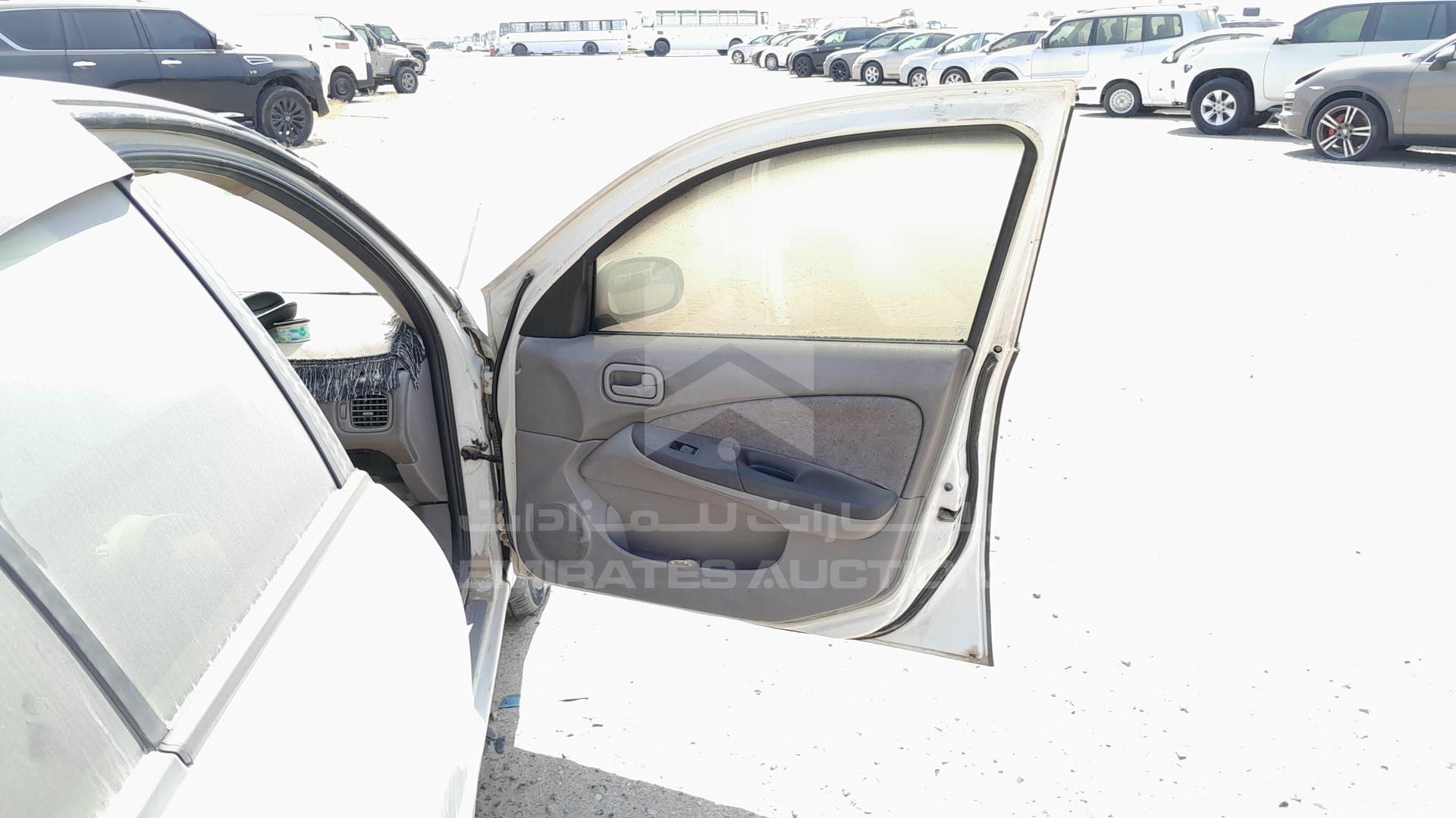 2001 NISSAN SUNNY VIN: JN1FN61C41W001676