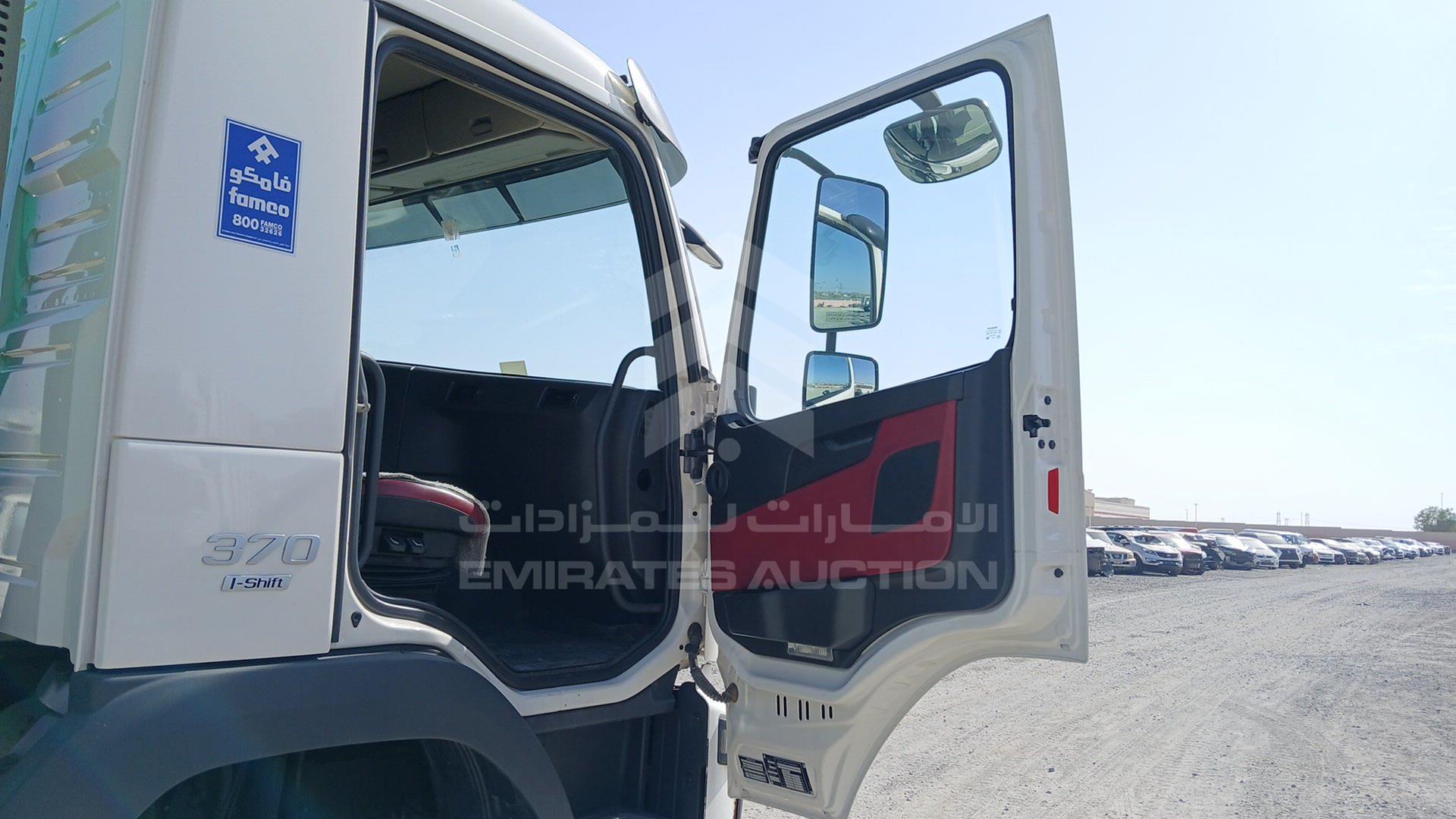 2015 VOLVO FMX 370 VIN: YV2XM30D3FA772265