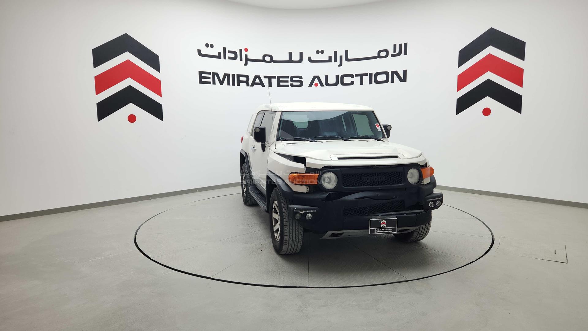 2014 TOYOTA FJ CRUISER VIN: JTEBU11F6EK199441