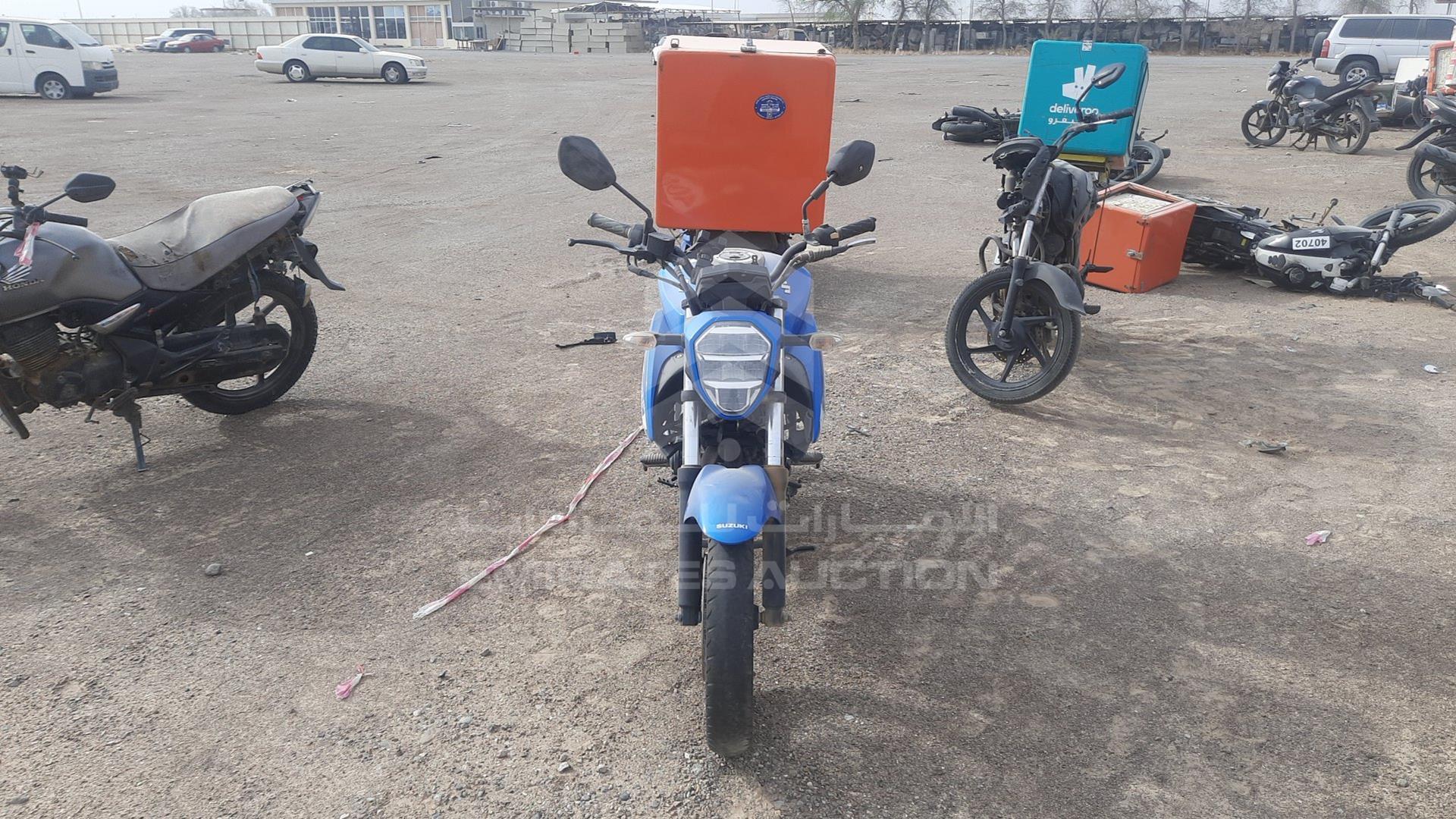 2021 SUZUKI MOTORBIKE VIN: MB8ED13B1M8100493