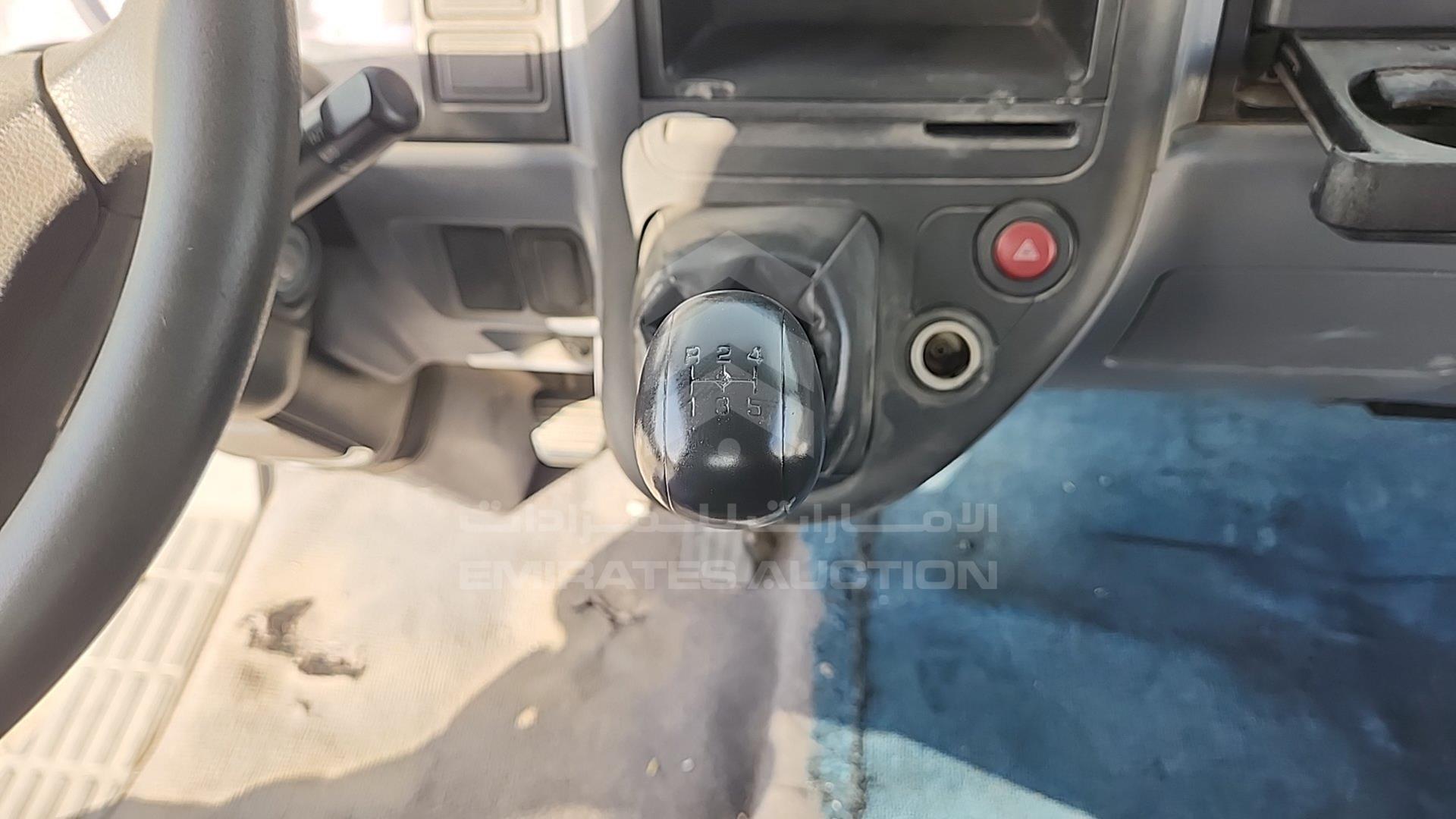 2015 MITSUBISHI CANTER VIN: JL7B6E1P2FK012134