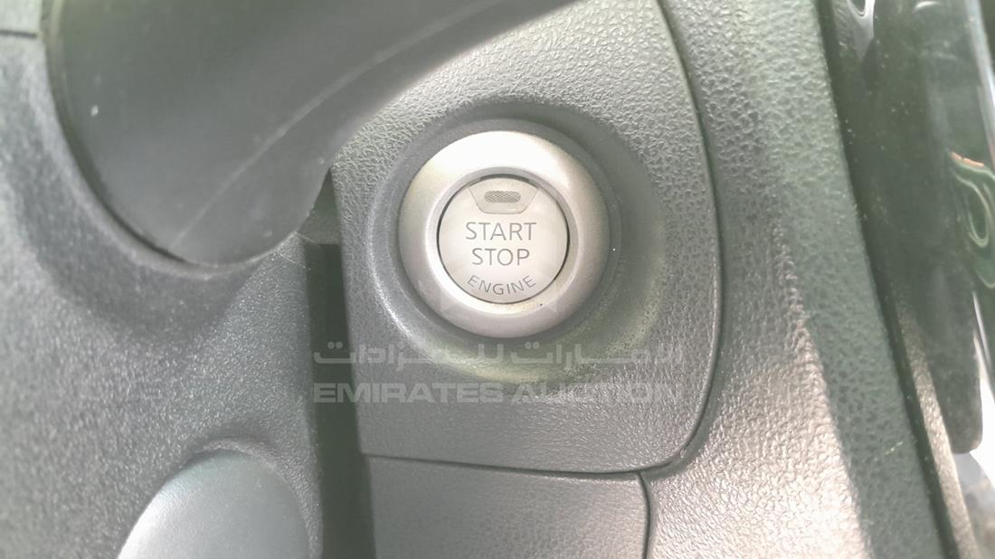 2015 Nissan Juke — Keys — Photo 4