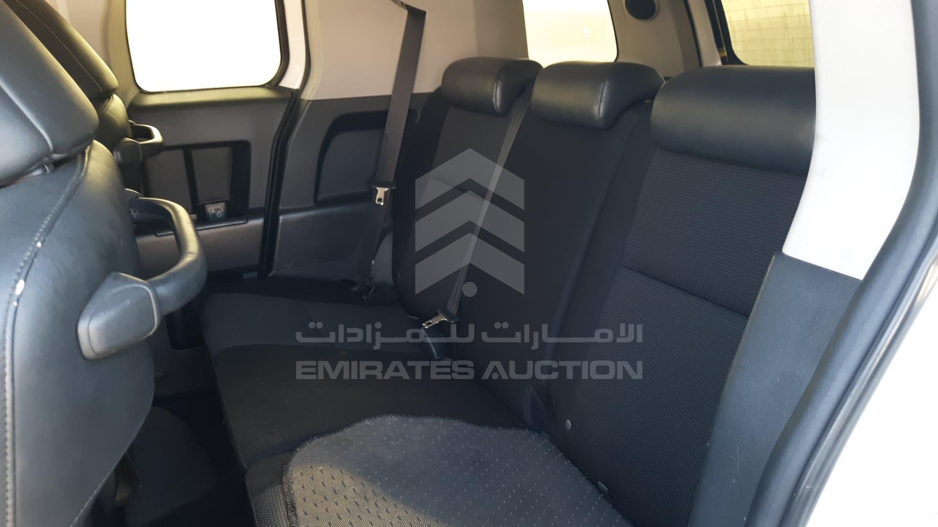 2013 TOYOTA FJ CRUISER VIN: JTEBU11F3DK171627