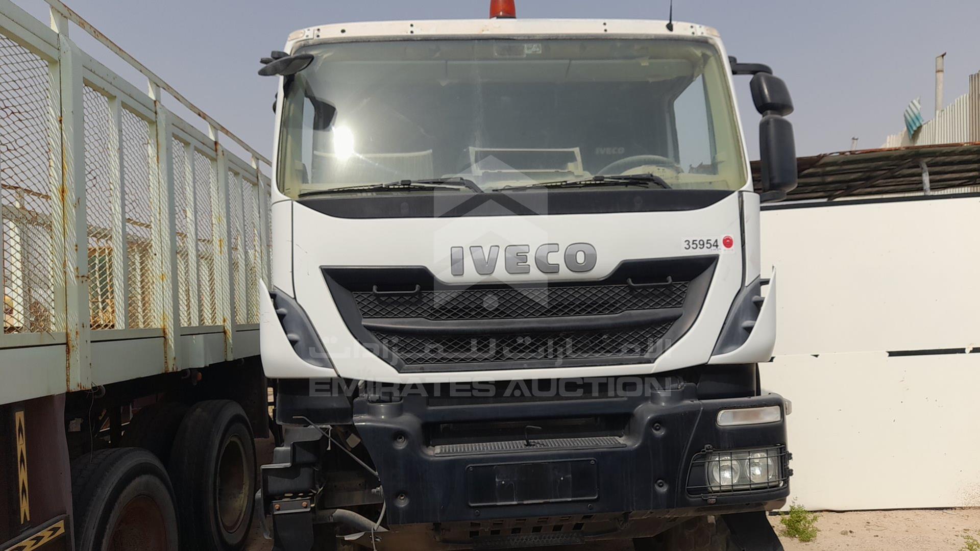 0 IVECO --- VIN: WJMF3TRS4EC282502