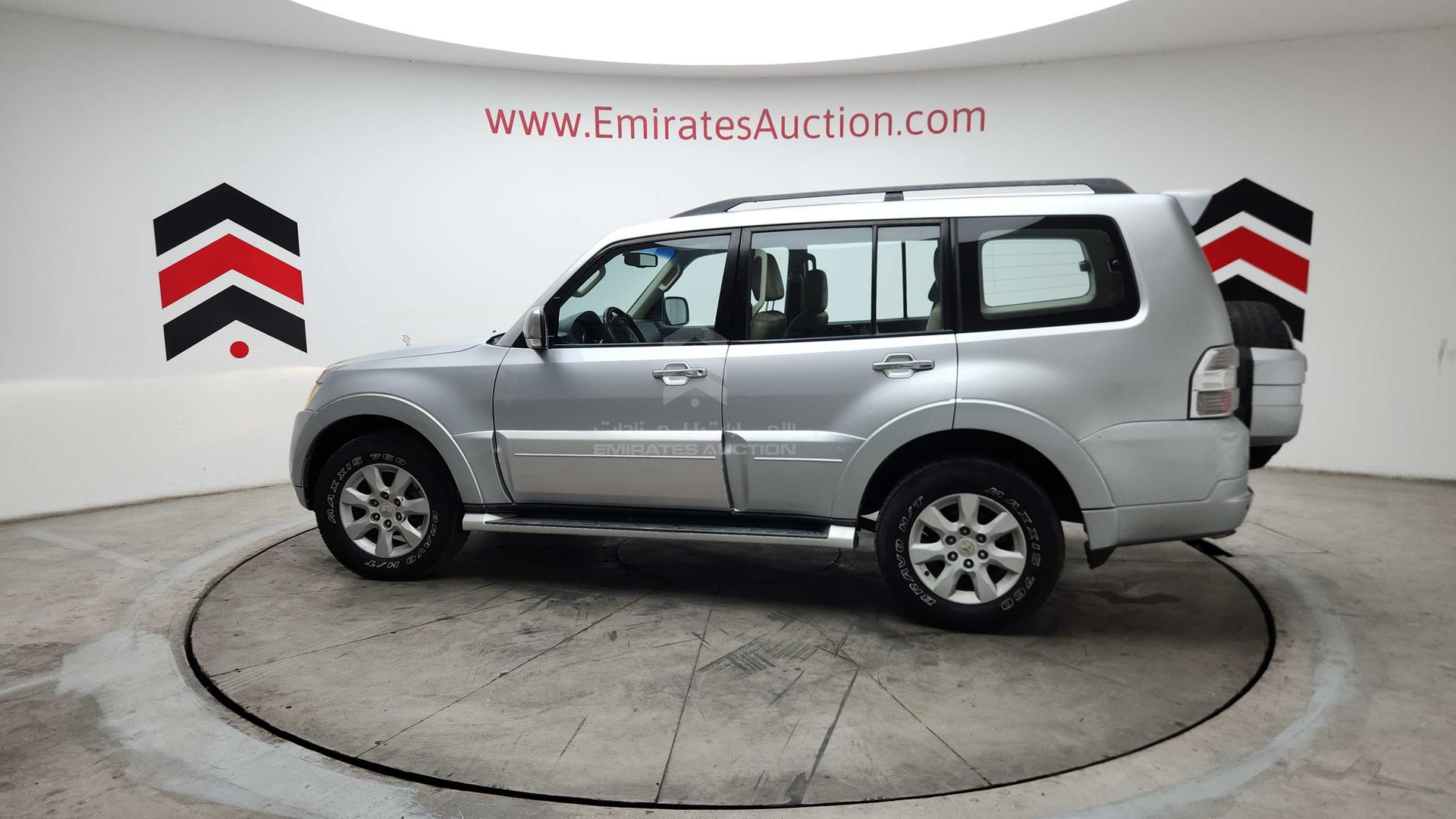 2012 MITSUBISHI PAJERO VIN: JMYLRV95WCJ709340
