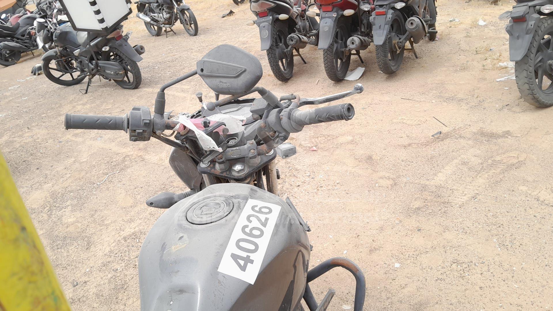 2017 HONDA MOTORBIKE VIN: ME4KC207FH8006814