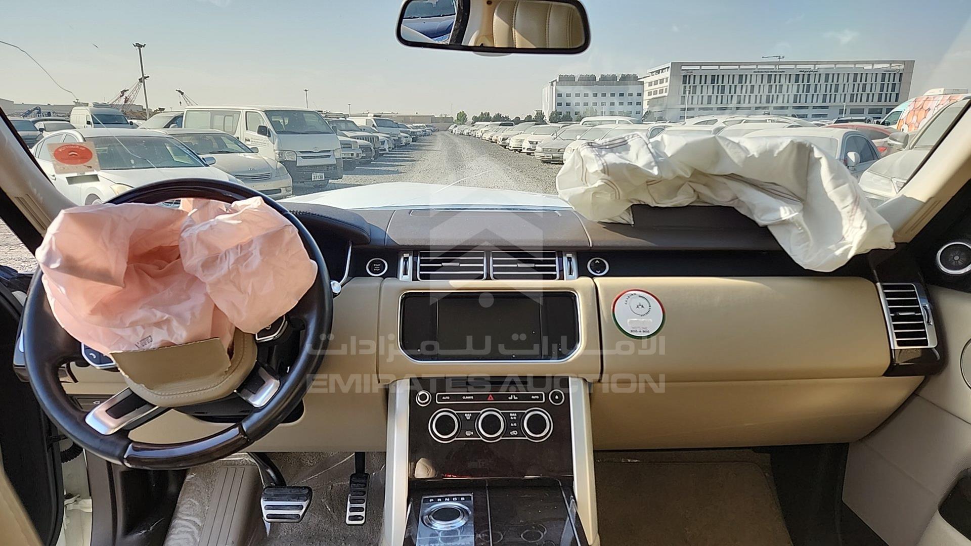 2015 RANGE ROVER VOGUE VIN: SALGA2EF8FA203086